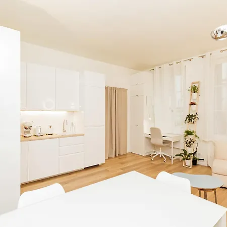 Chic And Cosy Paris Stay By Eiffel Tower & Seine Apartment Paris