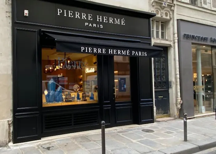 דירה 7 Quiet Courtyard Walk To Eiffel Tower *